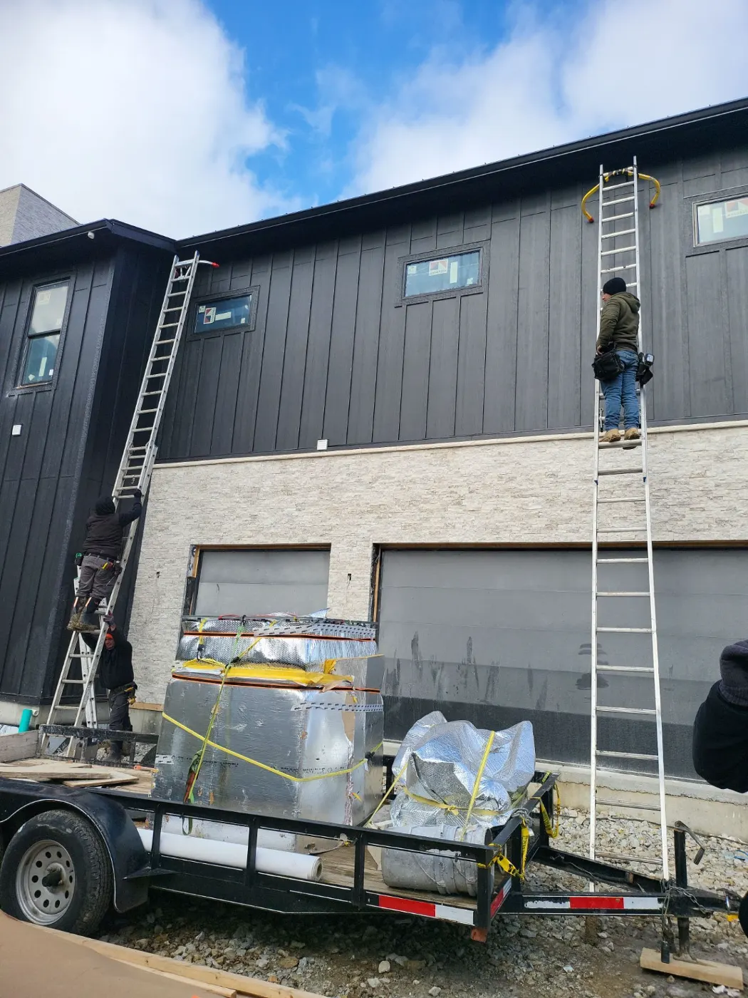Fiber cement siding installed on a Gatewood Lakes home