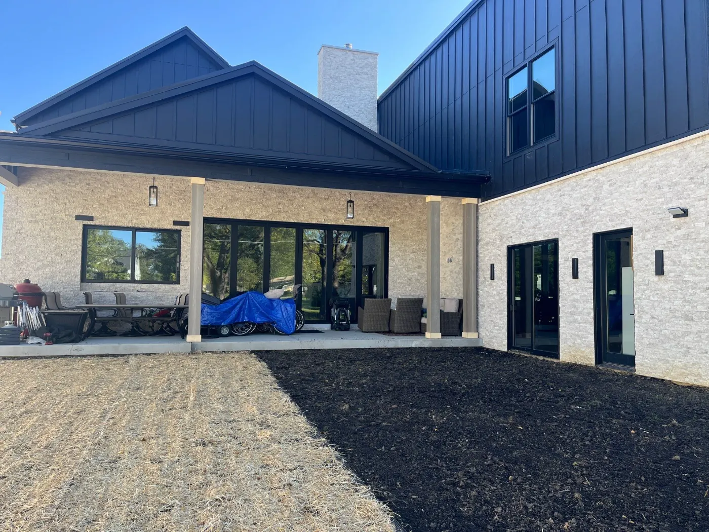 Trim and flashing detail on a Gatewood Lakes siding job