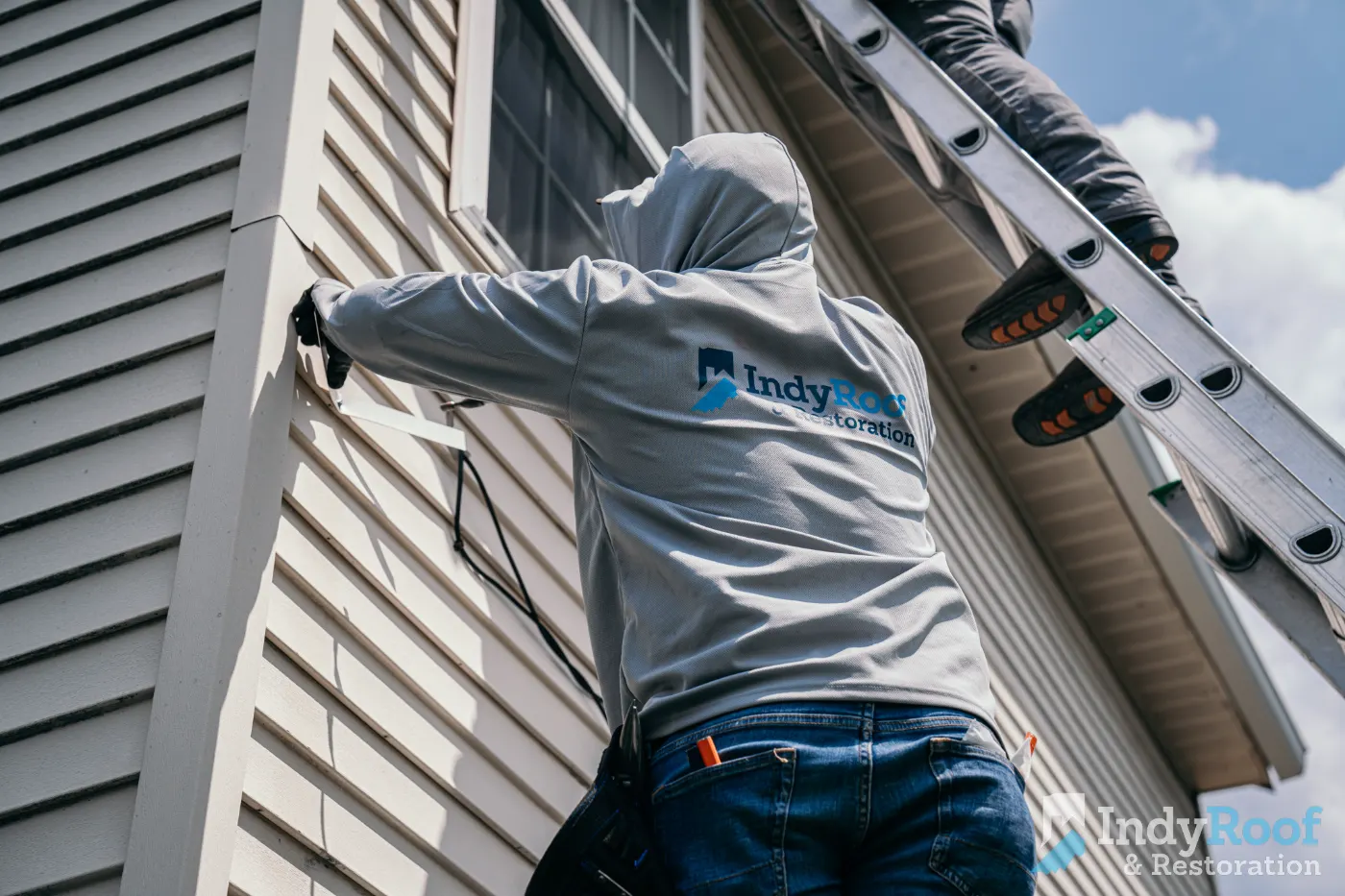 Siding installation documented in Gatewood Lakes