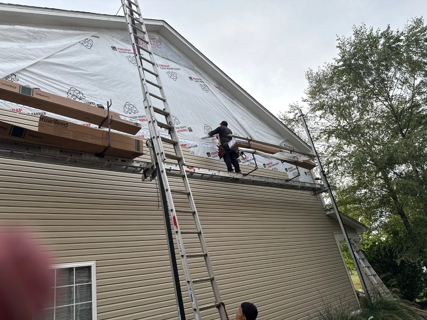 Soffit and fascia work in Gatewood Lakes